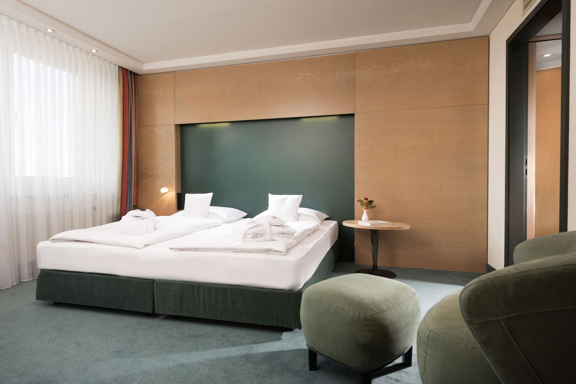 Hotel Maritim Proarte 4*