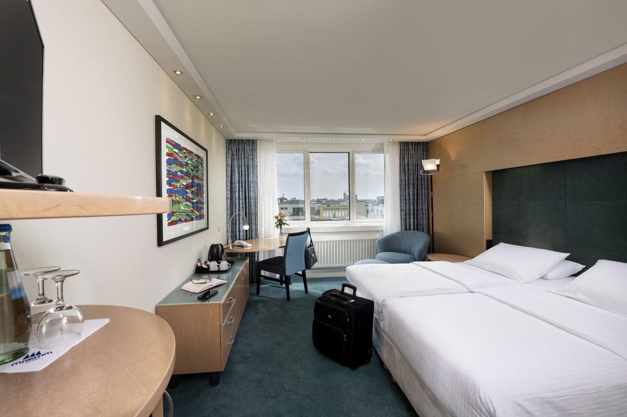 Maritim Proarte 4*
